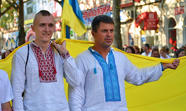 Вышиванка рубашка мужская HISTROV «Украина»